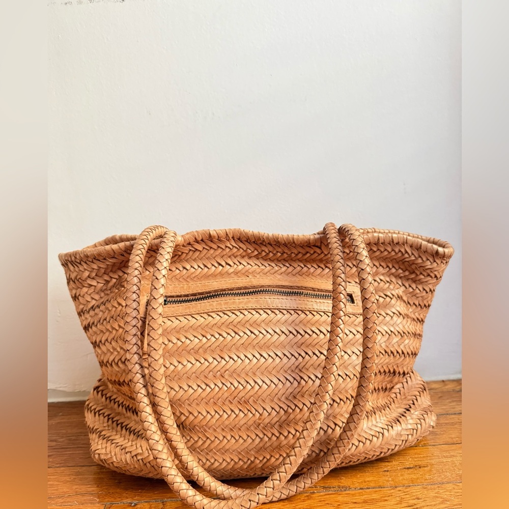 Woven Genuine Leather Tote Bag Tan Minimalist Structured Leather Bag - Picture 9 of 10